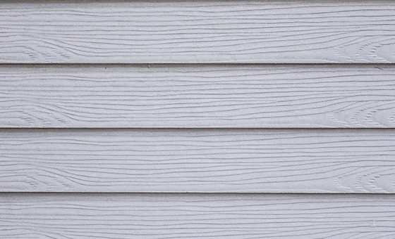 Reliable fiber cement siding repair in Valparaiso, IN for cracks and water damage.